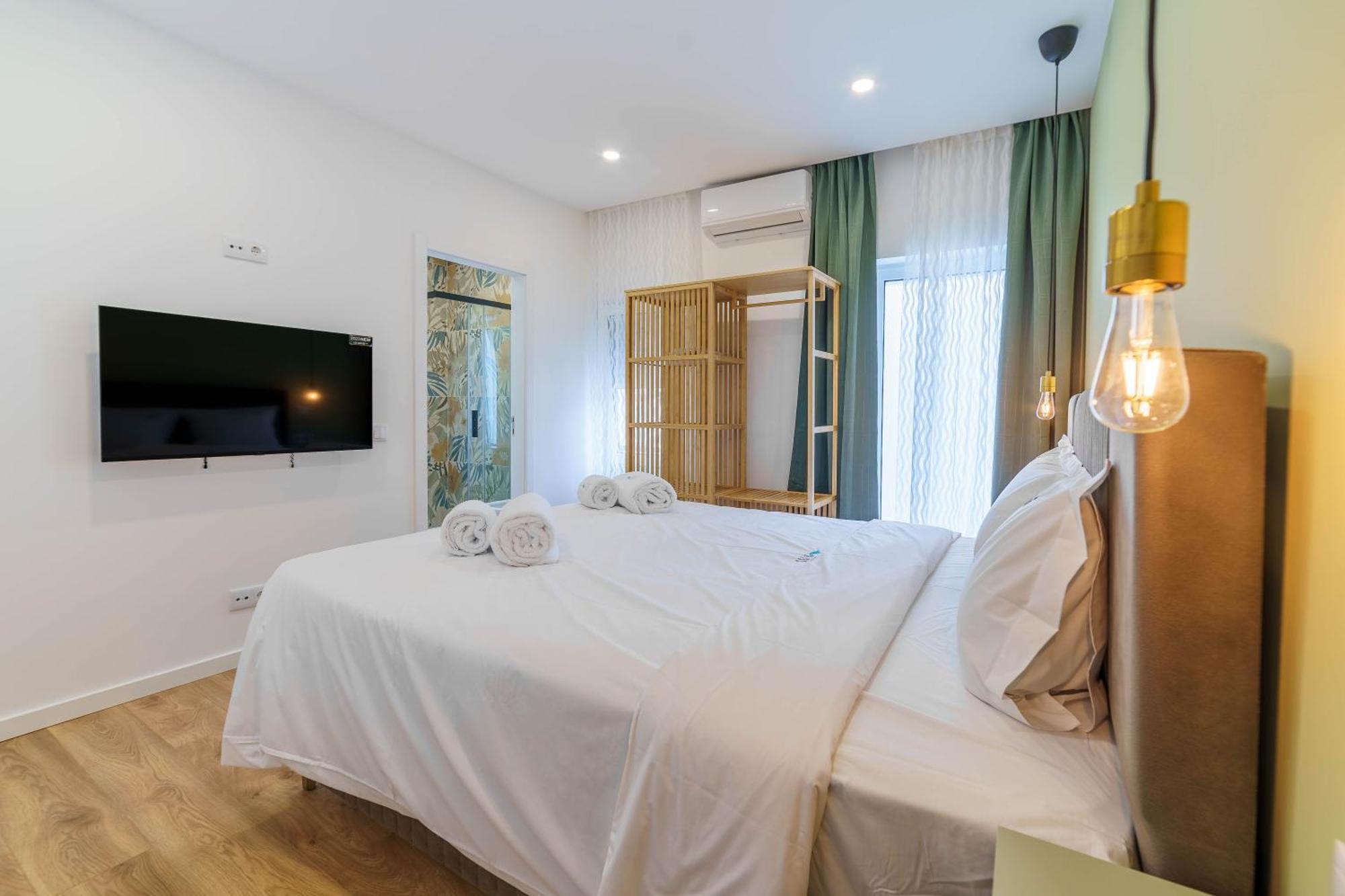 Atlantic Bliss Hostel Албуфейра Екстериор снимка