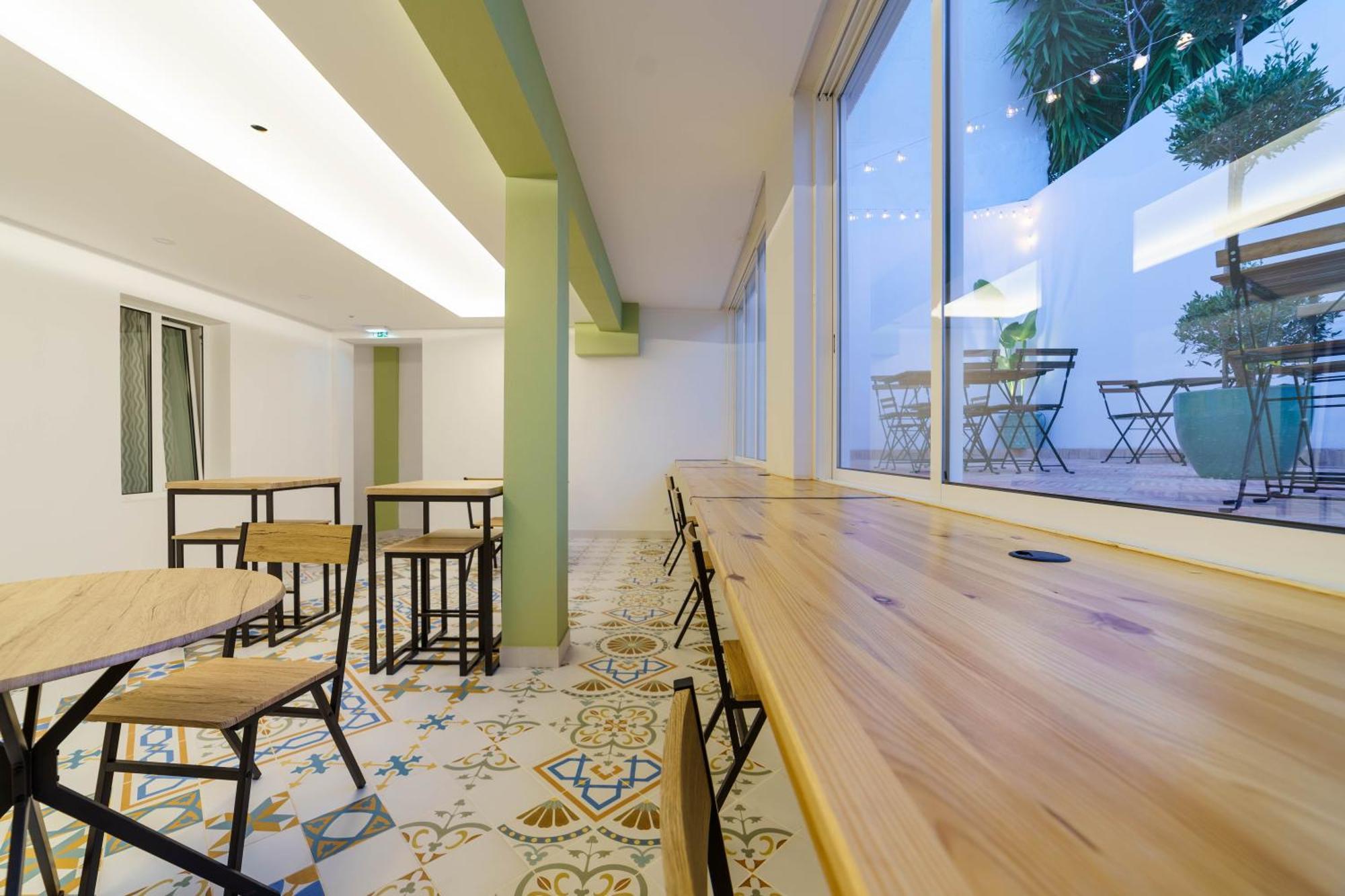 Atlantic Bliss Hostel Албуфейра Екстериор снимка